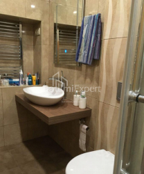 Квартира 6-комн 175 м² - Царя Парнаваза, Батумі