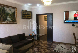 Квартира 2-комн 45 м² - Петра Багратіоні, Батумі