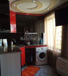Квартира 2-комн 33 м² - Михайла Лермонтова, Батумі