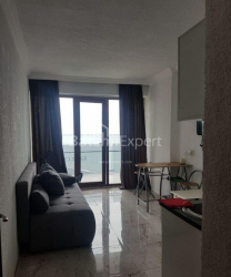 Квартира 2-комн 52 м² - Ангiса, Батумі