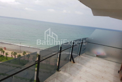 Квартира 2-комн 52 м² - Ангiса, Батумі
