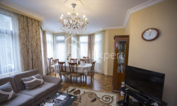 Квартира 4-комн 115 м² - Костянтина Марджанішвілі, Батумі