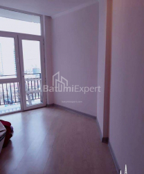 Квартира 2-комн 56 м² - Oлександра Пушкiна, Батумі