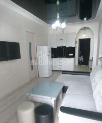 Квартира 3-комн 47 м² - Юр'ївська, Батумі