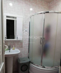 Квартира 3-комн 63 м² - Царя Парнаваза, Батумі