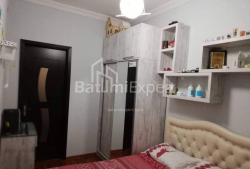 Квартира 3-комн 63 м² - Царя Парнаваза, Батумі