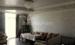 Квартира 4-комн 110 м² - Юр'ївська, Батумі