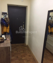 Квартира 3-комн 85 м² - Михайла Лермонтова, Батумі