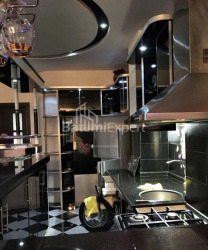Квартира 3-комн 96 м² - Вахтанга Горгасалі, Батумі