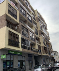 Квартира 2-комн 90 м² - Вахтанга Горгасалі, Батумі