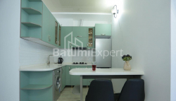 Квартира 2-комн 40 м² - Петра Багратіоні, Батумі