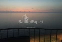 Квартира 2-комн 52 м² - Шерифа Хімшіашвілі, Батумі