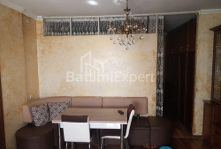 Квартира 2-комн 34 м² - Oлександра Пушкiна, Батумі