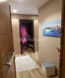 Квартира 3-комн 87 м² - Юр'ївська, Батумі