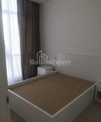 Квартира 3-комн 53 м² - Ніко Піросмані, Батумі