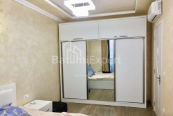 Квартира 3-комн 87 м² - Юр'ївська, Батумі