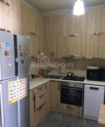 Квартира 4-комн 94 м² - Юр'ївська, Батумі
