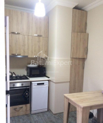 Квартира 4-комн 94 м² - Юр'ївська, Батумі