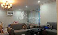 Квартира 3-комн 147 м² - Юр'ївська, Батумі