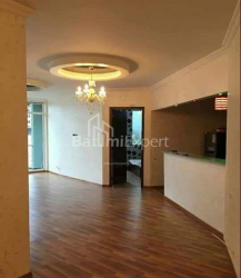 Квартира 4-комн 133 м² - Юсуфа Кобаладзе, Батумі