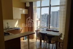 Квартира 3-комн 60 м² - Михайла Лермонтова, Батумі