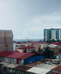 Квартира 3-комн 75 м² - Вахтанга Горгасалі, Батумі