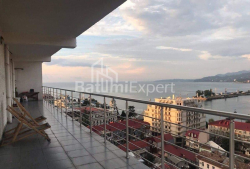 Квартира 3-комн 160 м² - Юр'ївська, Батумі