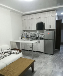 Квартира 3-комн 45 м² - Юр'ївська, Батумі