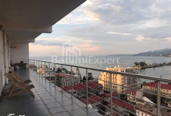 Квартира 3-комн 160 м² - Юр'ївська, Батумі