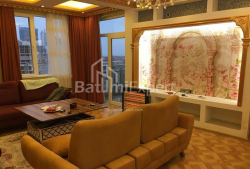 Квартира 3-комн 87 м² - Давида Агмашенеблі, Батумі