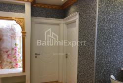 Квартира 3-комн 87 м² - Юр'ївська, Батумі