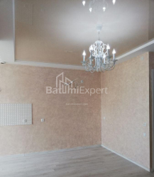 Квартира 2-комн 47 м² - Юсуфа Кобаладзе, Батумі