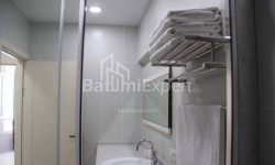 Квартира 3-комн 80 м² - Зураба Горгiладзе, Батумі