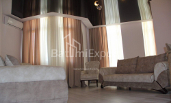 Квартира 80 м² - Зураба Горгiладзе, Батумі, Грузія