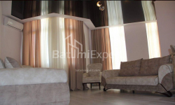 Квартира 3-комн 80 м² - Юр'ївська, Батумі