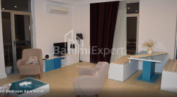 Квартира 4-комн 110 м² - Шерифа Хімшіашвілі, Батумі