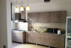 Квартира 4-комн 153 м² - Юр'ївська, Батумі