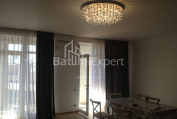 Квартира 4-комн 153 м² - Юр'ївська, Батумі