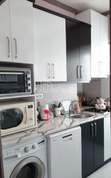 Квартира 3-комн 83 м² - Зураба Горгiладзе, Батумі
