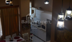 Квартира 4-комн 119 м² - Іллі Чавчавадзе, Батумі