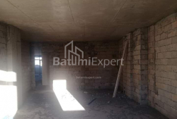 Квартира 3-комн 56 м² - Юр'ївська, Батумі