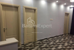 Квартира 4-комн 68 м² - Юр'ївська, Батумі