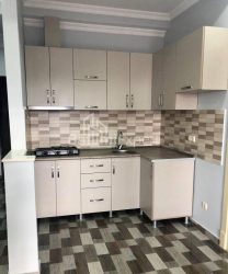 Квартира 4-комн 68 м² - Юр'ївська, Батумі