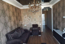 Квартира 4-комн 76 м² - Юр'ївська, Батумі