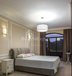 Квартира 4-комн 140 м² - Юр'ївська, Батумі