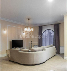 Квартира 4-комн 140 м² - Юр'ївська, Батумі