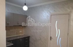 Квартира 3-комн 48 м² - Петра Мелiкiшвiлi, Батумі