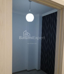 Квартира 3-комн 48 м² - Петра Мелiкiшвiлi, Батумі