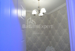 Квартира 3-комн 43 м² - Шерифа Хімшіашвілі, Батумі