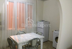 Квартира 3-комн 44 м² - Юр'ївська, Батумі